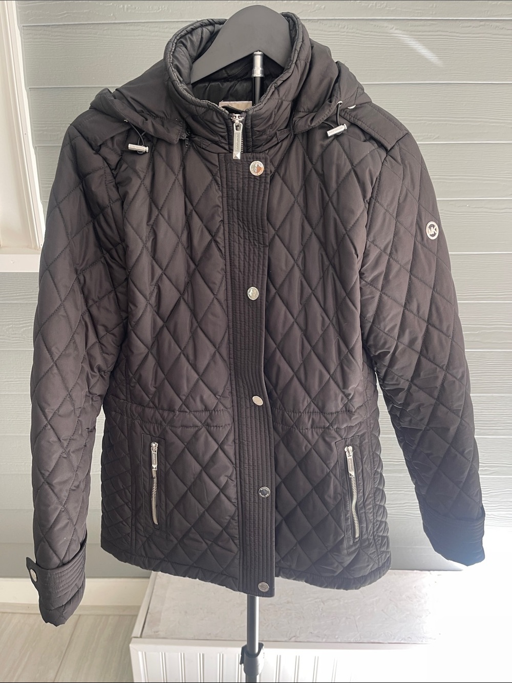 Michael Kors Black Quilted Hooded Puffer Jacket Size Medium